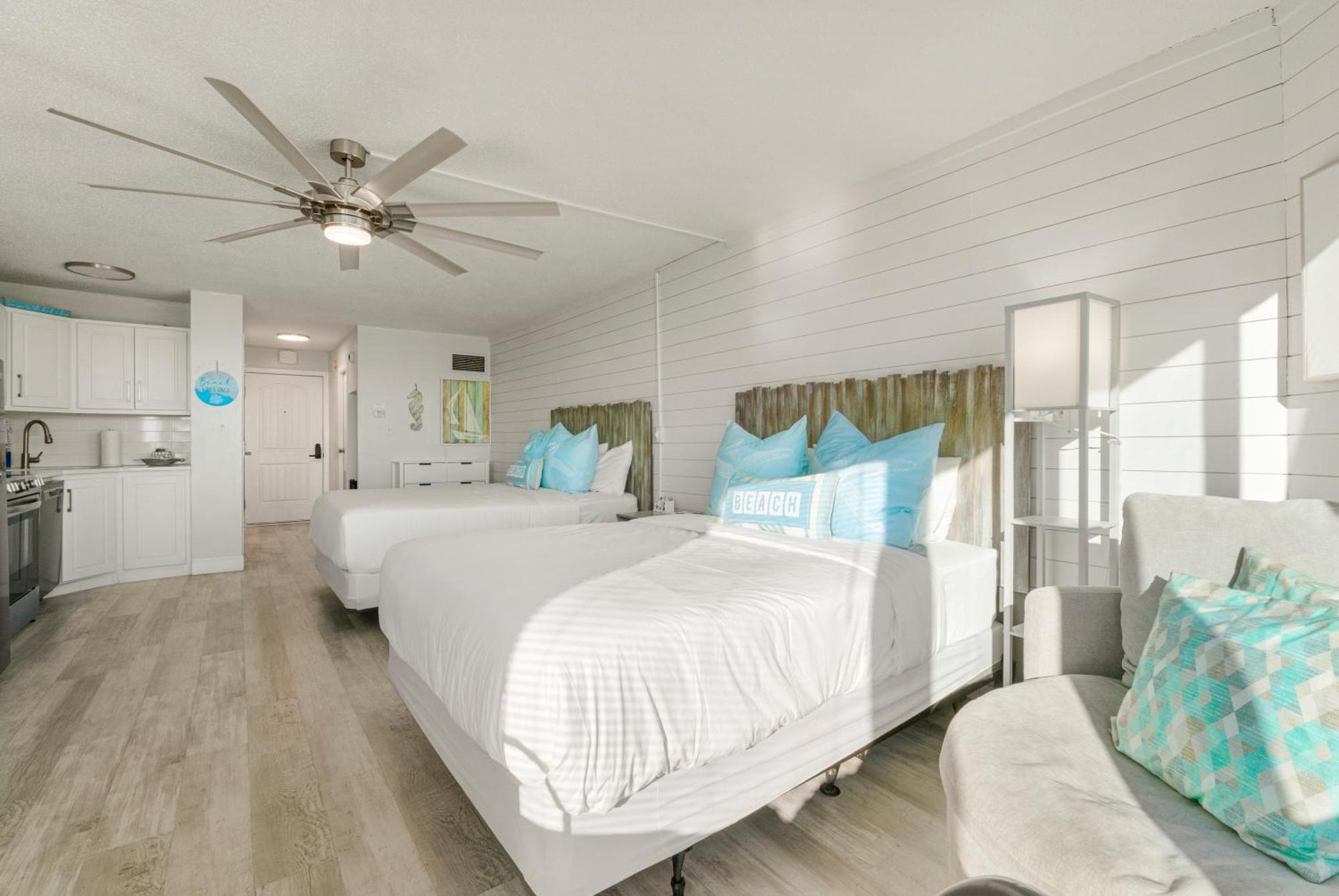 Sea The Gulf - Top Of The Gulf 809 - Beach Front Resort - Ocean View Free Beach Chair Service Панама Сити Бийч Екстериор снимка